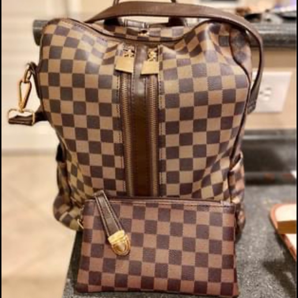 2toned Backpack and wrist-lit